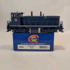 Athearn HO Missouri Pacific #1519 SW1500 Diesel Locomotive Switcher 95846