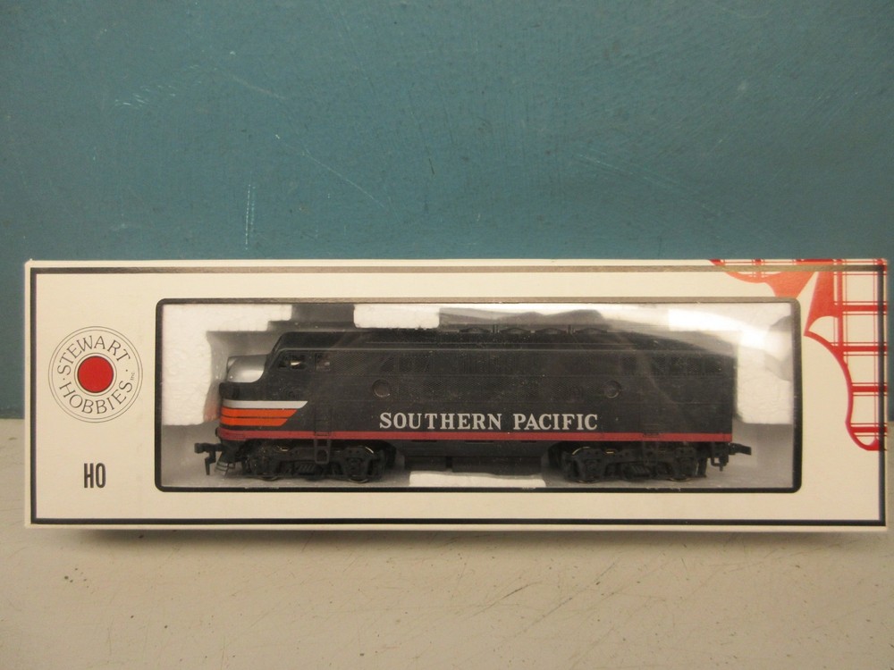 STEWART HOBBIES ho F3A PHASE II LOCOMOTIVE SP BLACK WIDOW #8240 powered