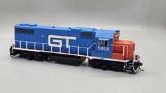 Athearn Genesis Grand Trunk GP38-2 #5816 Dc/DCC READY See Description Please