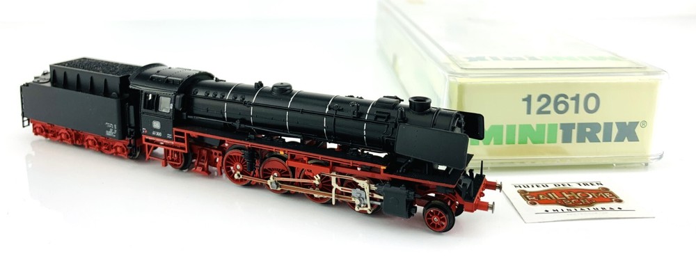 PN210 – Minitrix N 12610 – Steam Locomotive DB Br 41 300 – Top