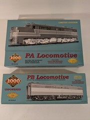HO ALCO PA/PB Set (Pwd+Dmy) Pennsylvania (Brown) DCC Ready NIB NOS # 21685/6