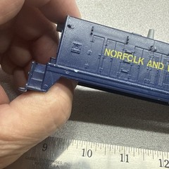 HO SHELL Norfolk & Western 2242 NW2 Switcher Maybe Revell Look Closely