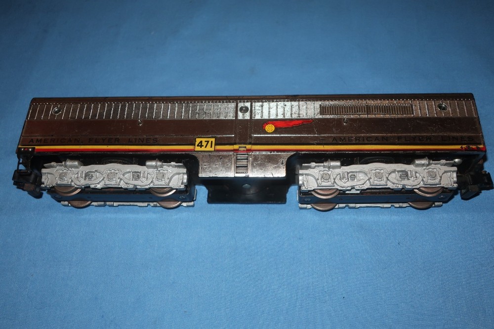 American Flyer #471 Santa Fe Alco B-unit w/Working Horn. Chrome