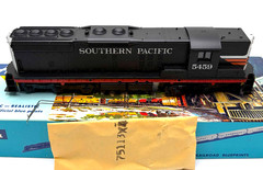 HO ATHEARN 3807 SD9 SOUTHERN PACIFIC SP # 5459 BLACK WIDOW DUMMY