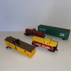 Burlington Northern Life Like Green Conoco Red Rock Island Lot Yellow Train