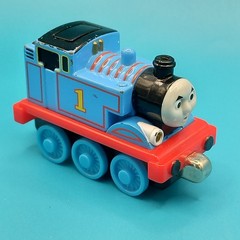 Thomas & Friends Thomas the Tank Engine TrackMaster Train Engine 2009 Mattel