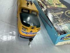 Athearn PA-1 DUMMY Union Pacific #605 Diesel Locomotive Engine For Train Set