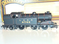 Mainline 954158 LNER Tank Loco. New Old Stock.Mint Cond.2 Rail DC Boxed.OO Scale