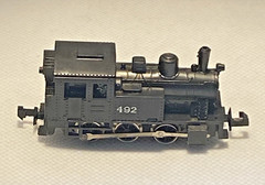 N LIFE-LIKE 7521 0-6-0 SWITCHER LOCOMOTIVE #492 (TESTED) RAPIDO COUPLERS