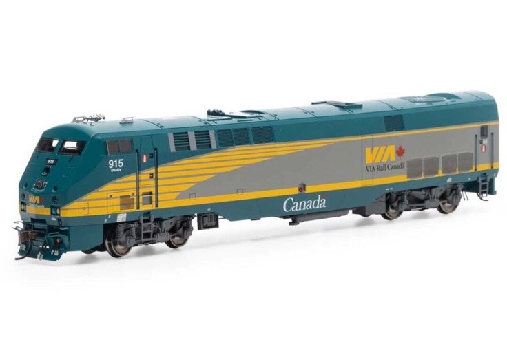 Ho Scale Athearn Genesis GE AMD103/P42DC Locomotive VIA #915 Diesel ATHG81112
