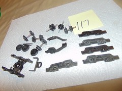 FLYER S STEAM ENGINE & TENDER ASSORTED TRUCK SIDE FRAMES + WHEELS #117