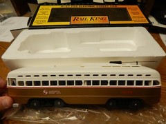 MTH RAIL KING RK-2503 PHILADELPHIA SEPTA PCC ELECTRIC STREET CAR USED IN BOX