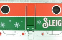 USED Lionel 2333320 North Pole Central LEGACY E8 AA Set