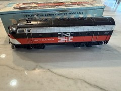 Marklin HO “New Haven” F7 Diesel Locomotive Set # 3062 & 4062