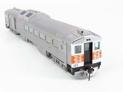HO Scale Proto 1000 920-35351 NH New Haven RDC-3 Diesel Railcar #125