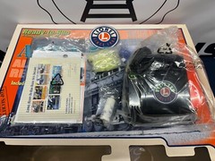 Lionel Area 51 Alien Spaceship Recovery 0-8-0 Steam Ready To Run Set 6-30087