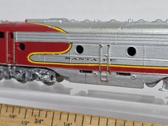 Con Cor N Scale Custom Santa Fe E8 Dummy Diesel Locomtive Lighted Knuckles ATSF
