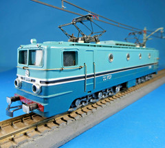 GERARD TAB SNCF CC 7107 ELECTRIC LOCO-1955 CAST METAL-HO 3RAIL DC-RECORD HOLDER