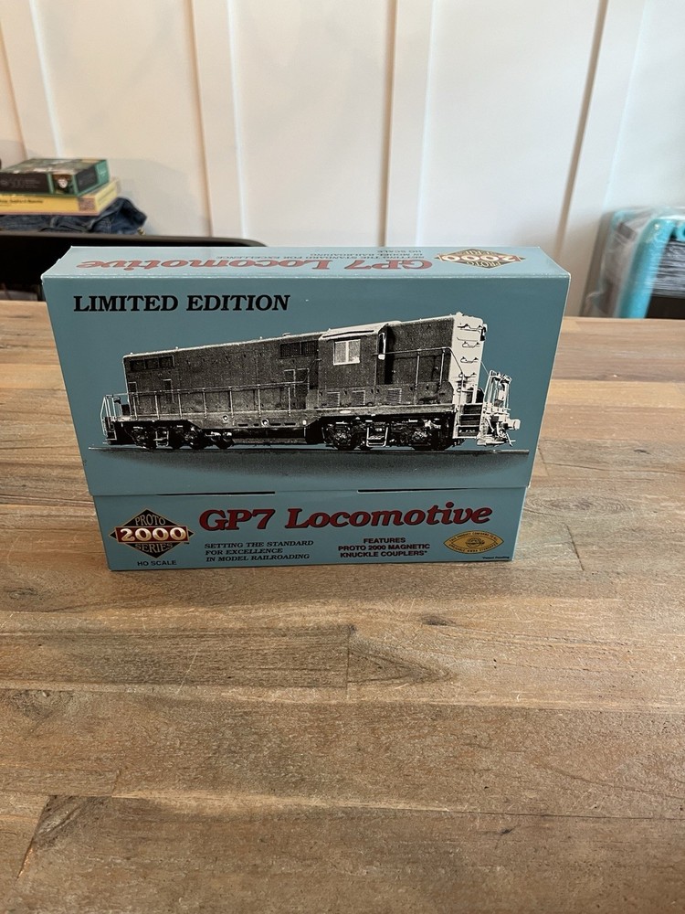 HO Proto 2000 Louisville & Nashville 23035 L&N 426 GP7 Phase II 2nd Release NIB!