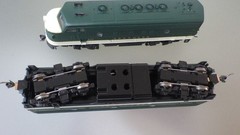 HO-Athearn F7A Powered Locomotive & Unpowered B-Unit SOUTHERN 6717 Runs OK
