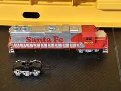 Santa Fe 3500 Red And Silver Complete Official Life Like Model Train