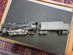 Lionel 2037 Vintage O 2-6-4 Die-Cast Steam Locomotive and Whistle Tender 6465W