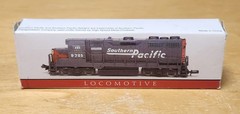 N Scale Southern Pacific Diesel Locomotive 9725 Dummy Engine High Speed Metal