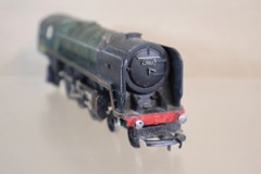TRIANG R259 CHASSIS for BR 4-6-2 BRITANNIA CLASS LOCOMOTIVE 70000 britannia op