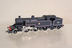 HORNBY R239 BR 2-6-4 CLASS 4P TANK LOCOMOTIVE 42363 Needs Traction Tyres op