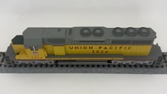 Kato HO EMD SD40 Union Pacific 3024 Locomotive Kadee Couplers Runs Great