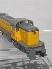 Kato HO Scale 37-2504 ALCO RS-2 Diesel Road Switcher Loco Union Pacific UP 1293