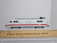 Roco HO Scale Powered 401012-0 DB ICE High Speed Bullet Train Runs Well (A)