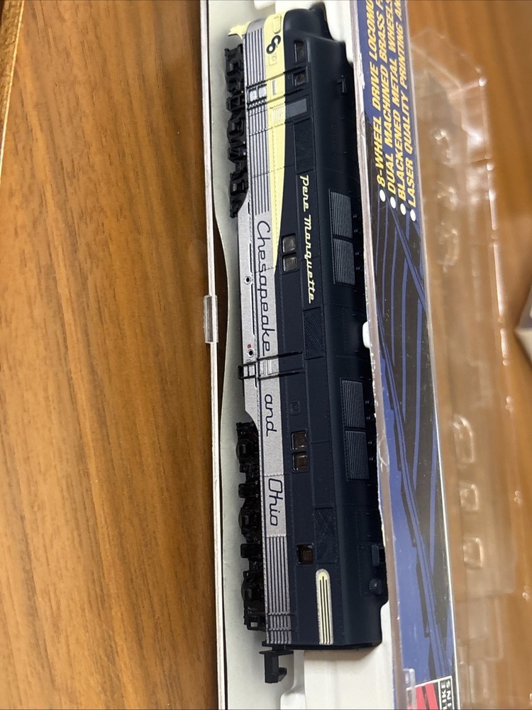 Life Like Trains Item 7010 N E7 Locomotive A Unit #98
