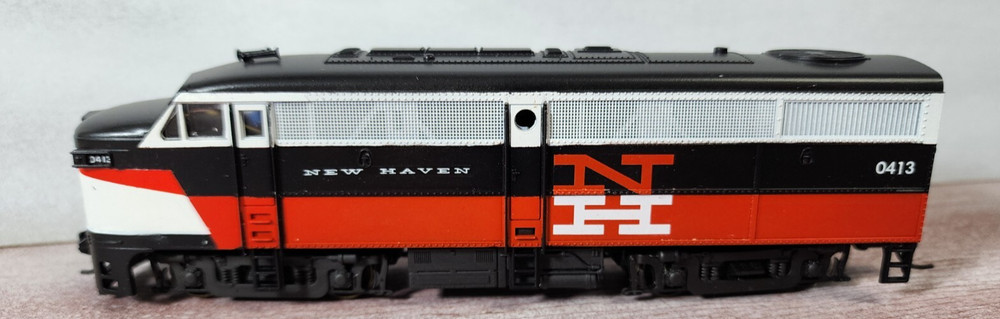 New Haven Railroad ALCO FA-1 Diesel McGinnis Paint 0413 Fratesch HO Custom Paint