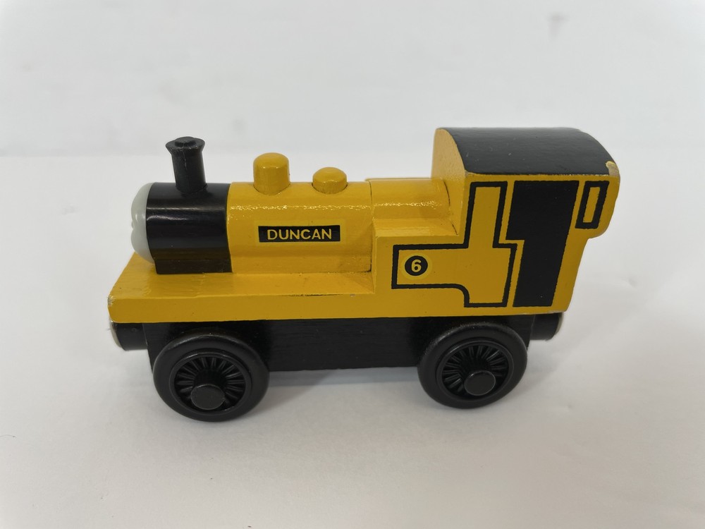 Thomas & Friends Wooden Railway Duncan Yellow Engine No. 6 Model Train Toy