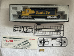 Kato HO Scale EMD SD40 Santa Fe ATSF 5015 Diesel Locomotive 37-011 BRAND NEW