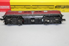 Fleischmann 4235 Locomotive Series 221 111-8 DB H0 Scale Original Packaging