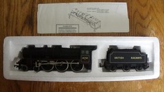 Bachmann 31-250 Rebuilt Black Jubilee class 4-6-0 BR 45735 Comet. In wrong box.