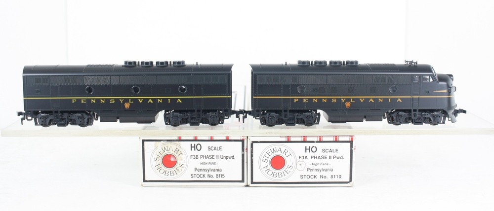HO Stewart / Kato Pennsylvania Railroad EMD F3 A-B Diesel Set Powered & Dummy