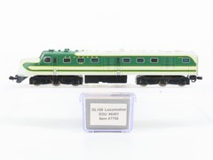 N Scale Life-Like 7756 SOU Southern DL109 Diesel Locomotive #6400