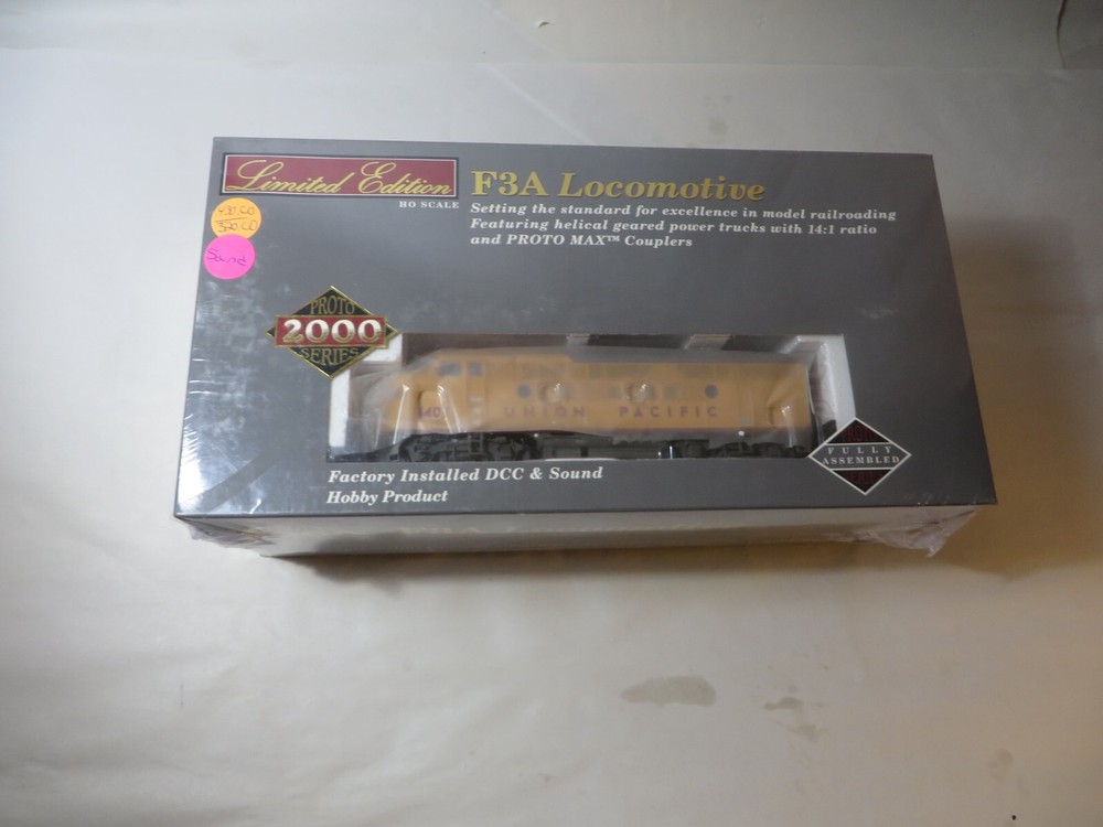 PROTO 2000 LIMITED EDITION UNION PACIFIC #920-41241-E F3A & F3B SET HO SEALED