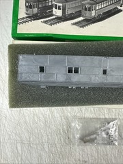 NOS HO Scale Bowser Cary Locomotive Works Diesel Body Shell E B-Unit #13-9