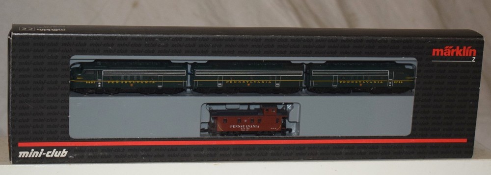 Marklin 88321 F7 Diesel Locomotive ABA Set w/ Caboose Pennsylvania PRR – Z Scale