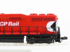 N Scale Atlas 4704 CP Canadian Pacific GP30 Diesel Locomotive #5000