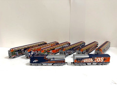 BACHMANN HO HAWTHORNE VILLIAGE DENVER BRONCOS TEAM DIESEL PASSENGER SET