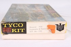 TYCO ho SHIFTER-7703 LOCOMOTIVE & TENDER #210 – 1500 vintage Train Toy Kit W/BOX