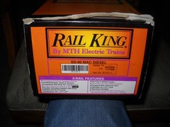😎-RAIL KING by M.T.H. SANTA FE- #8300 3 RAIL–SD-90 MAC DIESEL w/PROTO SOUND😎