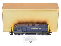 Oriental Limited HO BRASS C&O EMD GP35 Low Hood Diesel Locomotive -Painted EX