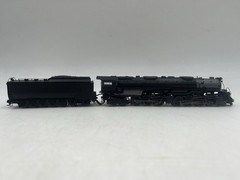 N Scale Athearn 11800 Union Challenger Unlettered 4-6-6-4 w/DCC Tsunami