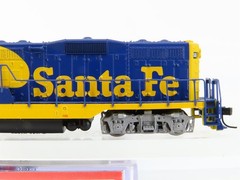 N Scale Atlas 48055 ATSF Santa Fe GP7 Ph. 1 Diesel Locomotive #2681